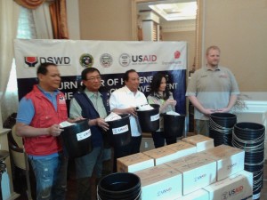 (From left) DSWD Social Marketing Service Director Cezario Joel Espejo, Health Secretary Enrique T. Ona, Bohol Governor Edgar M. Chatto, USAID Philippine Mission Director Gloria Steele, and USAID Regional Adviser Ben Hemingway show sample of hygiene kits donated by the United States Government for earthquake victims.