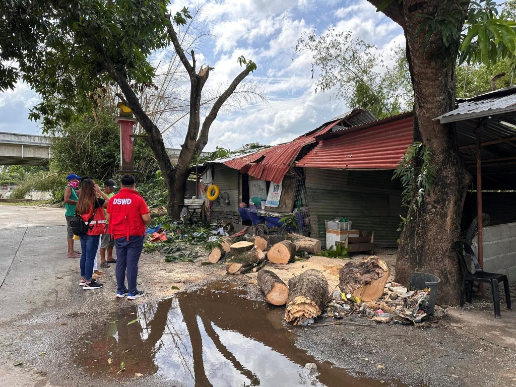 DSWD Extends Aid To Families With Damaged Houses Due To Typhoon Betty ...